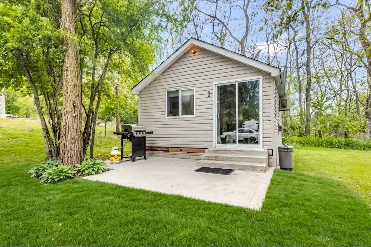 Cottage 1 - Rice Lake Waterfront Cottage Rental at Sunny Shades Resort & Spa, Ontario