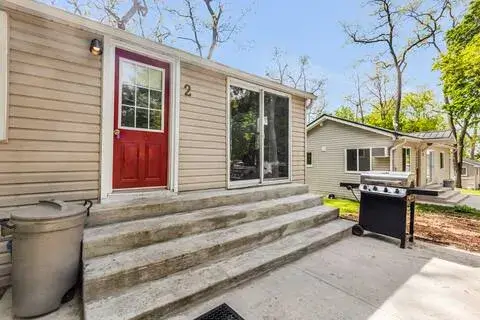 Cottage 2 - Peaceful Rice Lake Waterfront Cottage Rental at Sunny Shades Resort & Spa, Ontario