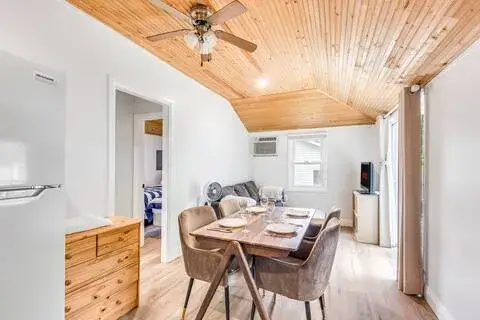 Cottage 2 - Peaceful Rice Lake Waterfront Cottage Rental at Sunny Shades Resort & Spa, Ontario