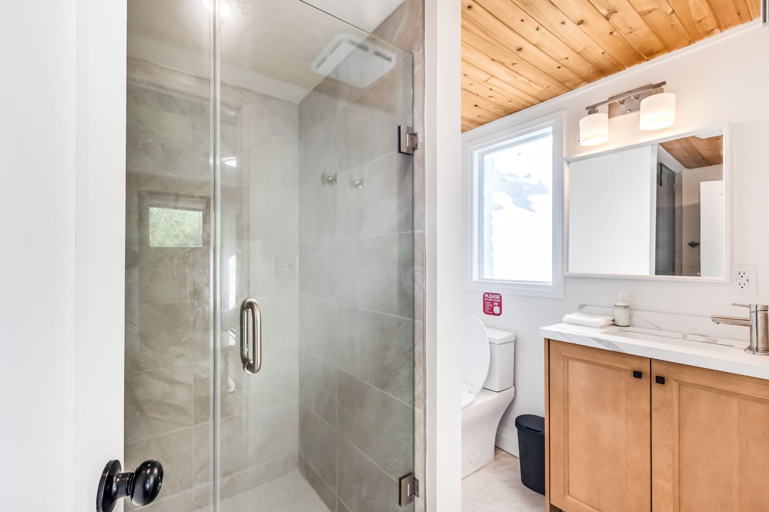 Cottage 7 - Peaceful Romantic Cottage Getaway on Rice Lake Near Toronto