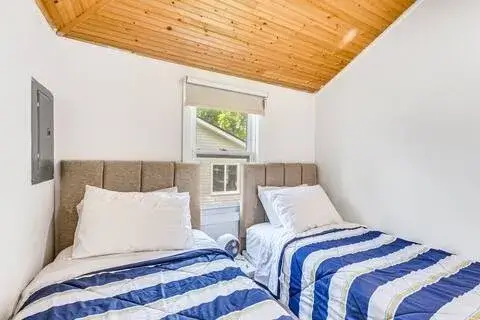 Cottage 2 - Peaceful Rice Lake Waterfront Cottage Rental at Sunny Shades Resort & Spa, Ontario