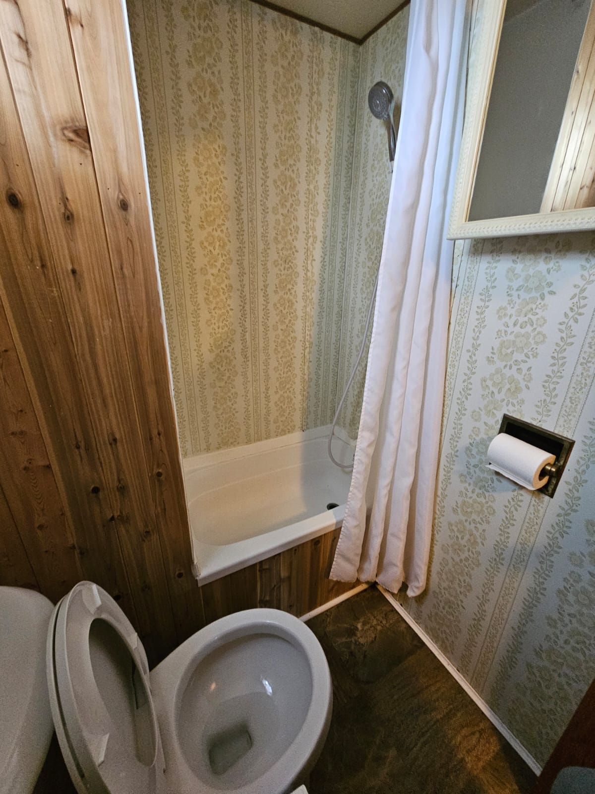 Trailer Cottage 10