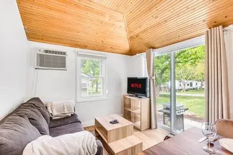 Cottage 2 - Peaceful Rice Lake Waterfront Cottage Rental at Sunny Shades Resort & Spa, Ontario