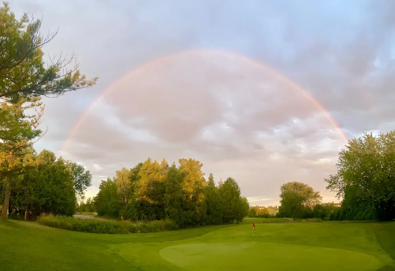 Pine Crest Golf Club Ltd